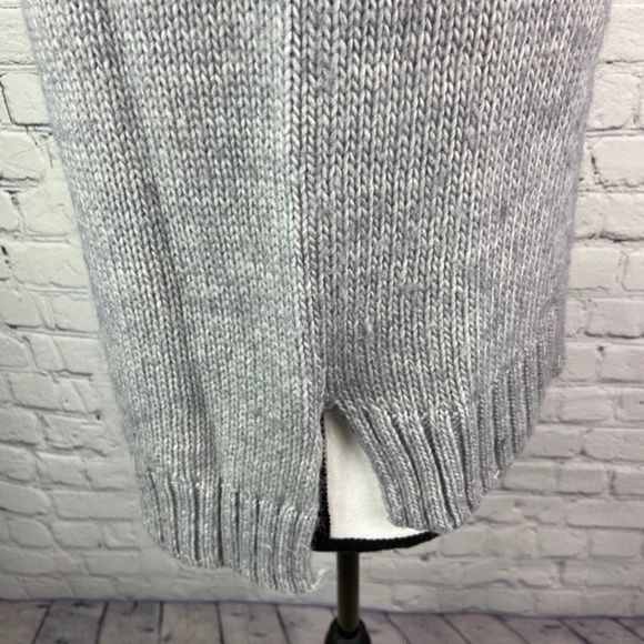 H&M Sweater Top Womens Size XS Crew Neck Knit Three Quarter Sleeve - Picture 5 of 11